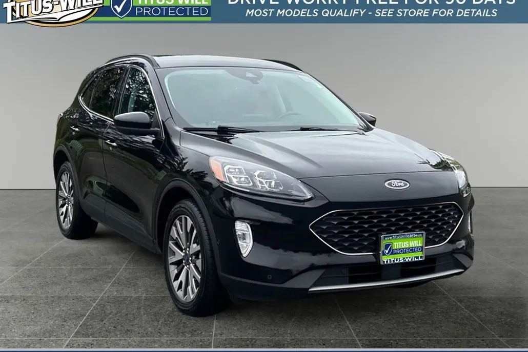 2021 Ford Escape Titanium Hybrid Sport photo 1