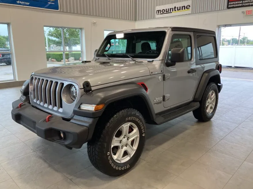 2020 Jeep Wrangler Sport S photo 1