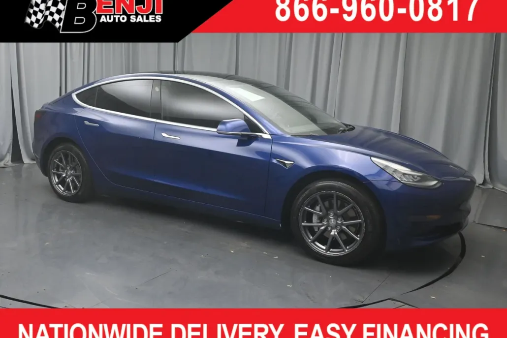 2020 Tesla Model 3 photo 1