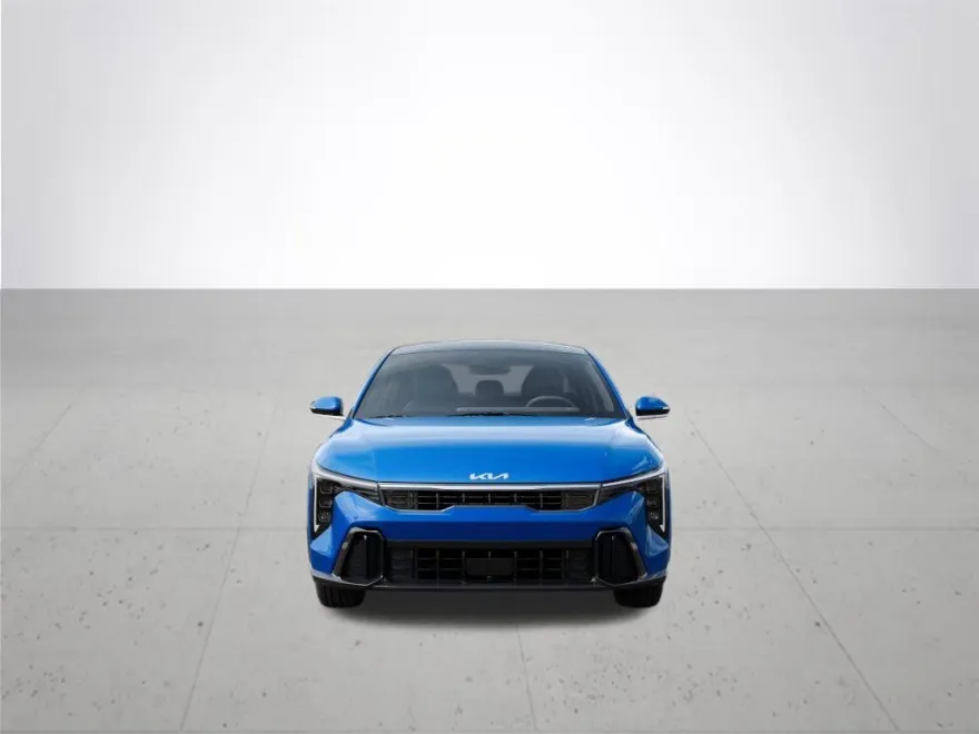 2025 Kia K4 GT-Line photo 1