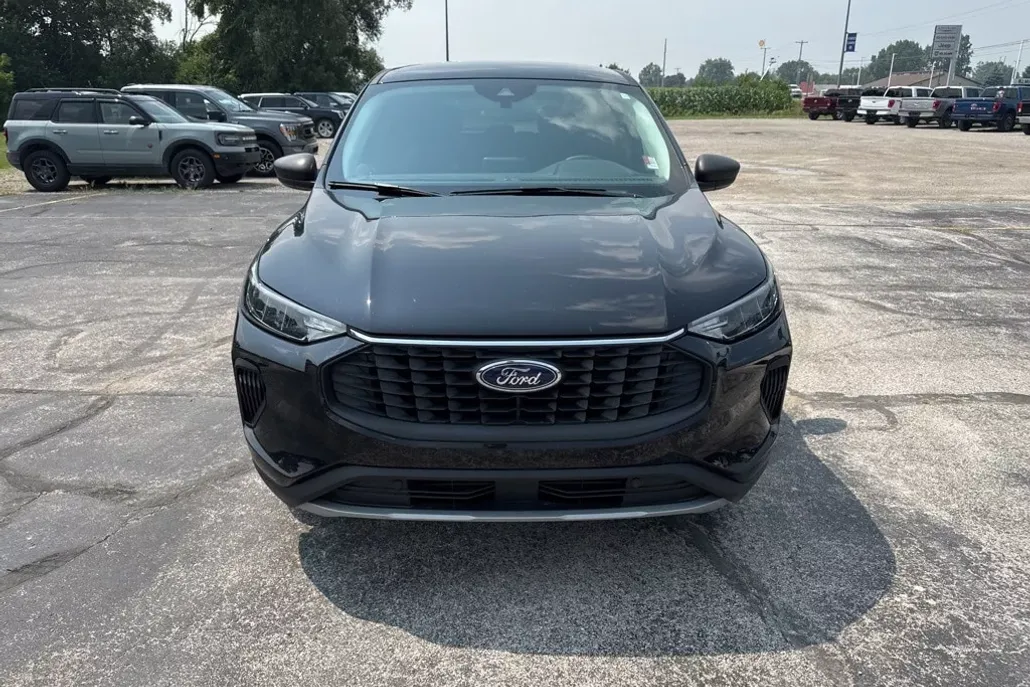 2023 Ford Escape Active photo 1