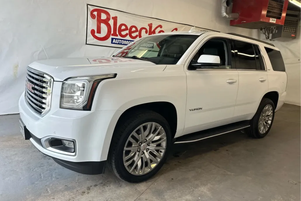 2019 Gmc Yukon SLT photo 1