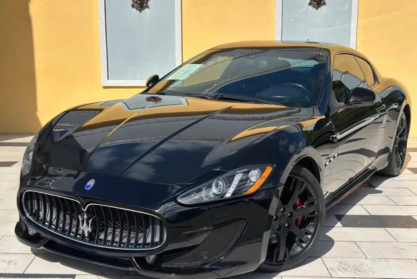 2013 Maserati Granturismo Sport photo 1
