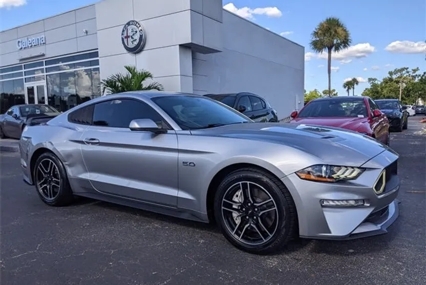 2020 Ford Mustang GT photo 1