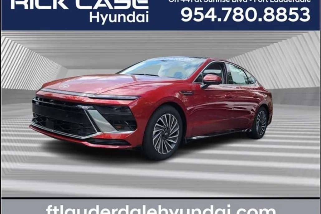 2025 Hyundai Sonata Hybrid Limited photo 1