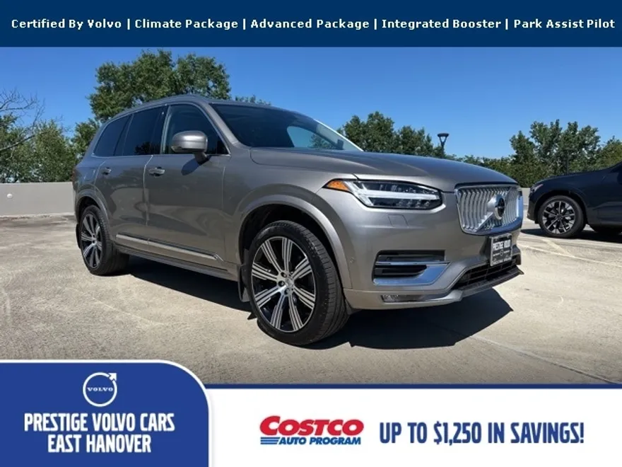 2022 Volvo XC90 T6 AWD Inscription photo 1