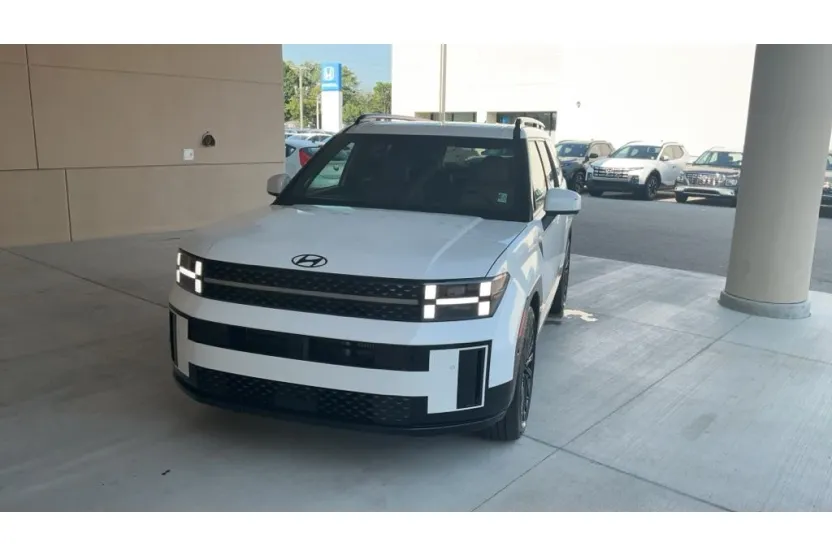 2026 Hyundai Santa Fe Calligraphy photo 1