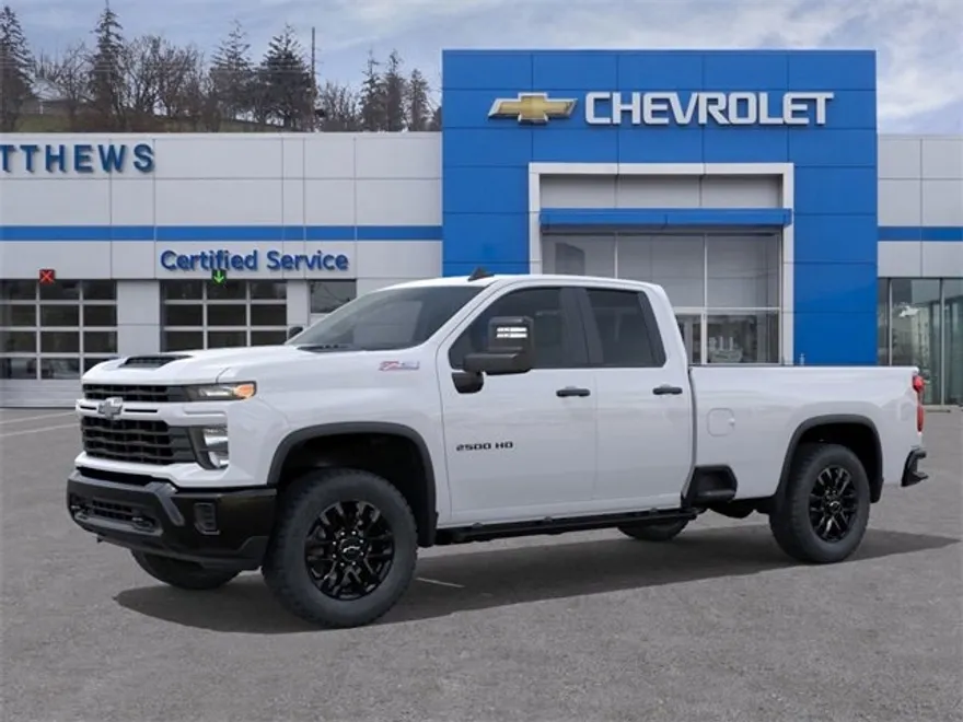 2026 Chevrolet Silverado 2500HD Custom photo 1