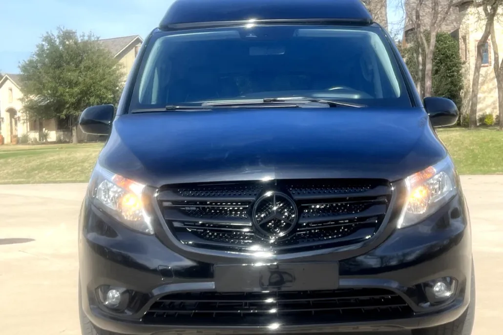 2020 Mercedes Benz Metris Passenger Van photo 1
