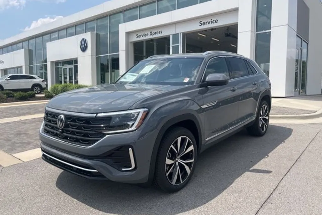 2025 Volkswagen Atlas Cross Sport SEL Premium R-Line photo 1