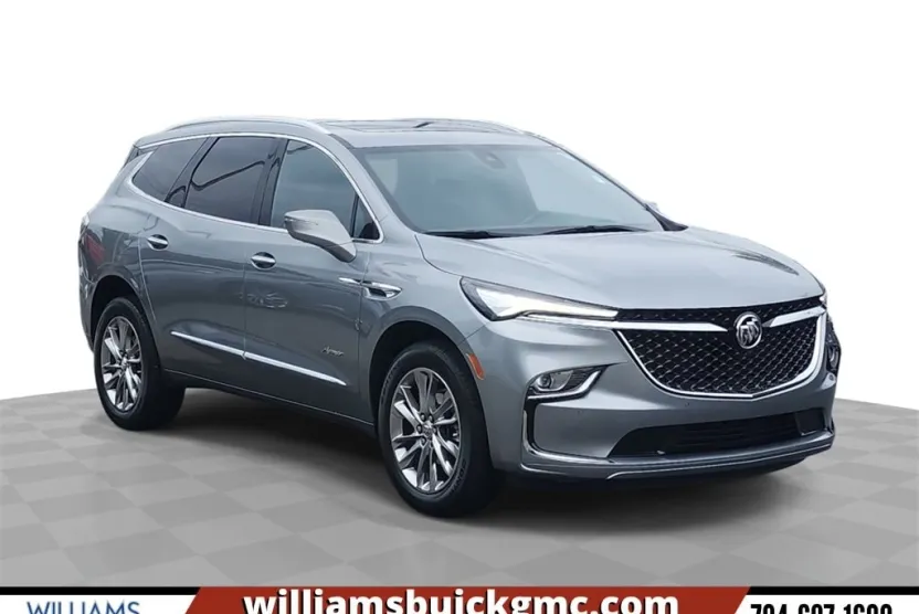 2023 Buick Enclave Avenir photo 1