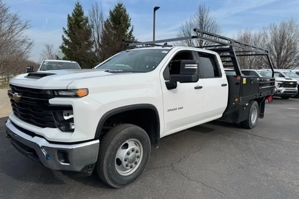 2025 Chevrolet Silverado 3500HD Work Truck photo 1