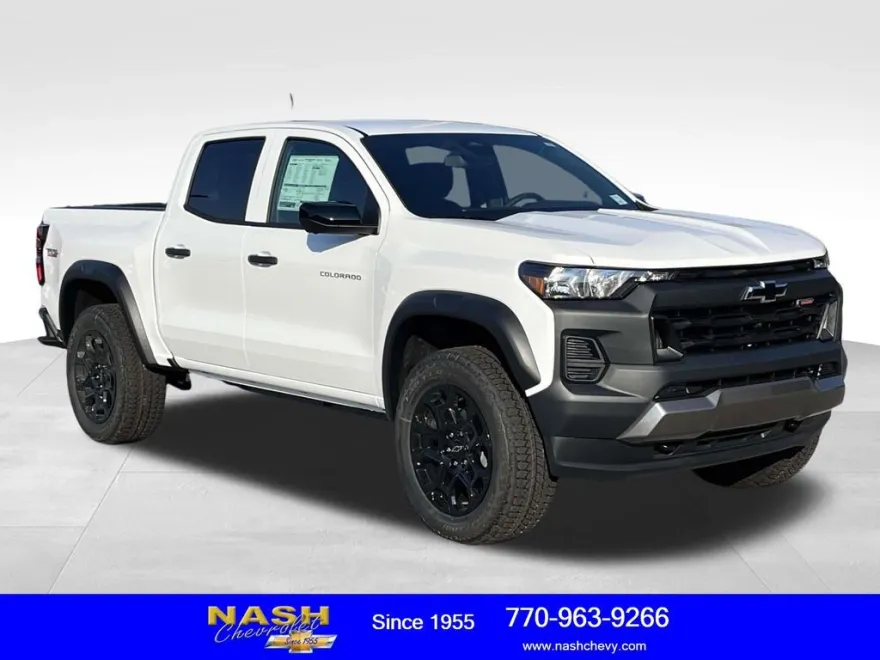 2026 Chevrolet Colorado Trail Boss photo 1