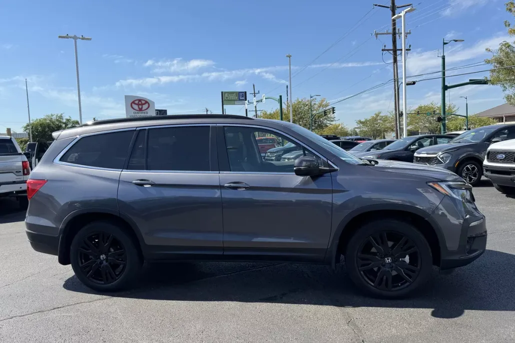 2022 Honda Pilot Special Edition photo 1