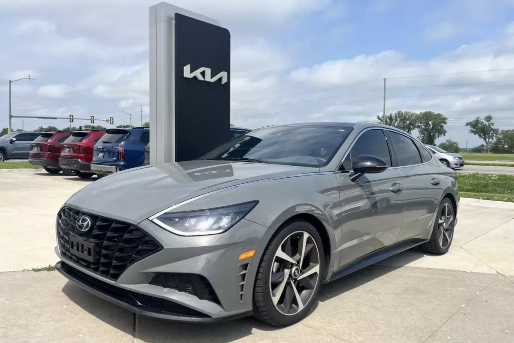 2022 Hyundai Sonata SEL Plus photo 1