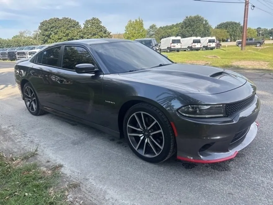 2022 Dodge Charger R/T photo 1