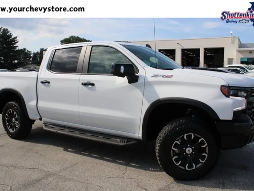 2025 Chevrolet Silverado 1500 ZR2 photo 1