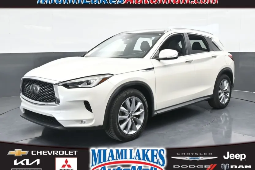 2019 Infiniti QX50 Luxe photo 1