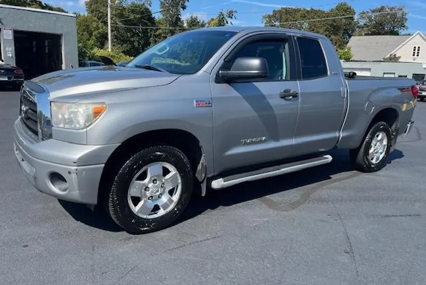 2008 Toyota Tundra SR5 photo 1