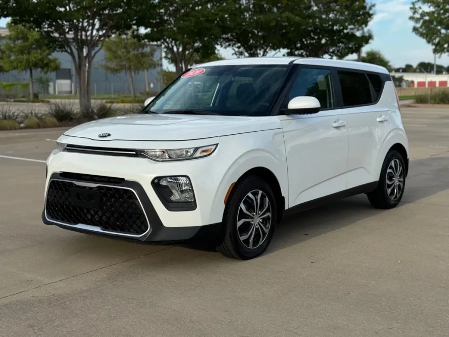 2020 Kia Soul EX photo 1