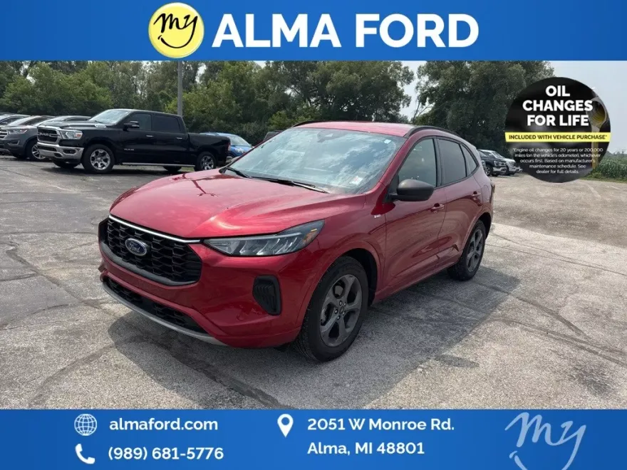 2023 Ford Escape ST-Line photo 1