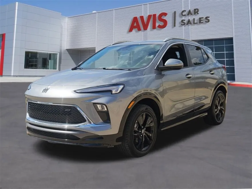 2024 Buick Encore GX Sport Touring photo 1