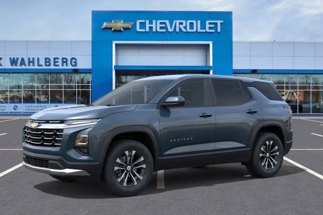 2026 Chevrolet Equinox LT photo 1