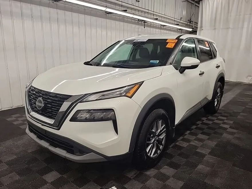 2022 Nissan Rogue S photo 1