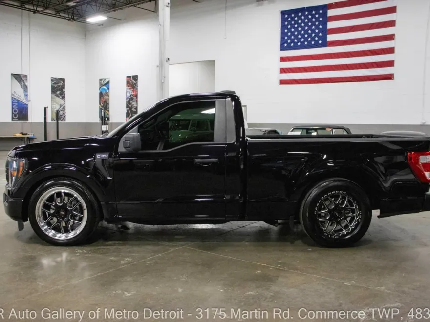 2023 Ford F-150 XL photo 1