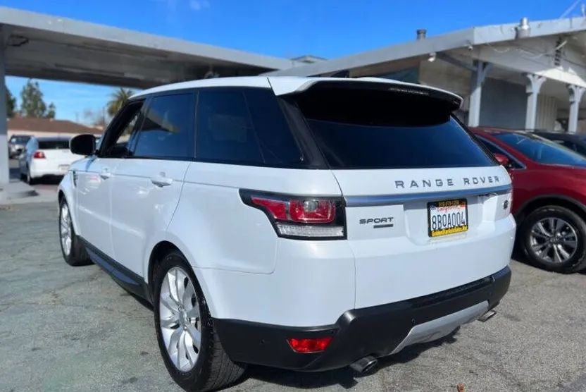 2017 Land Rover Range Rover Sport photo 1