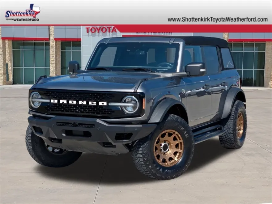 2022 Ford Bronco Wildtrak photo 1