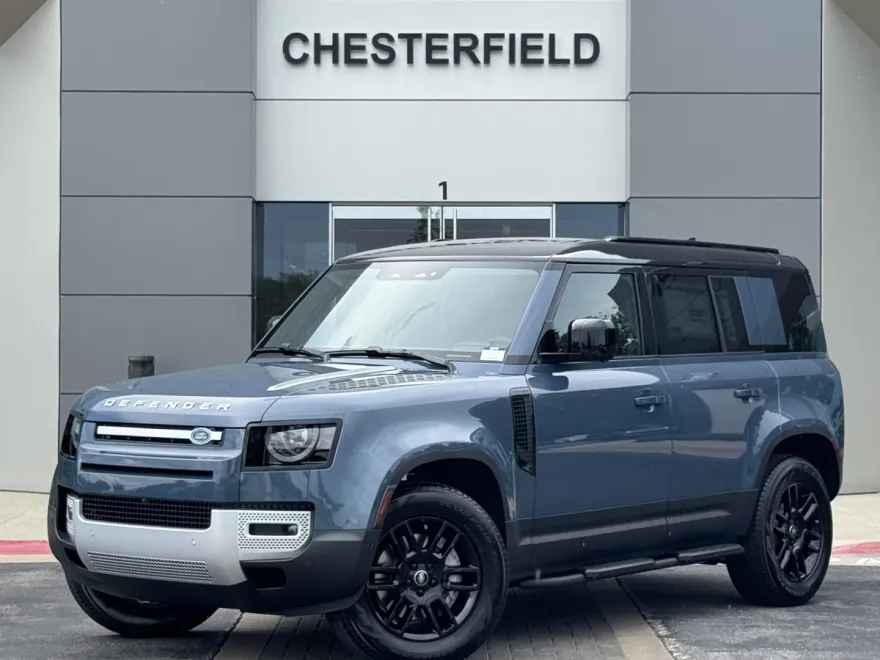 2025 Land Rover Defender 110 S photo 1
