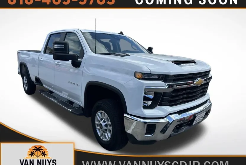 2024 Chevrolet Silverado 2500HD LT photo 1