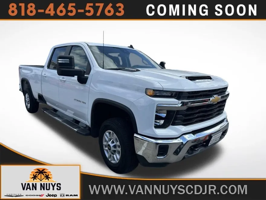 2024 Chevrolet Silverado 2500HD LT photo 1