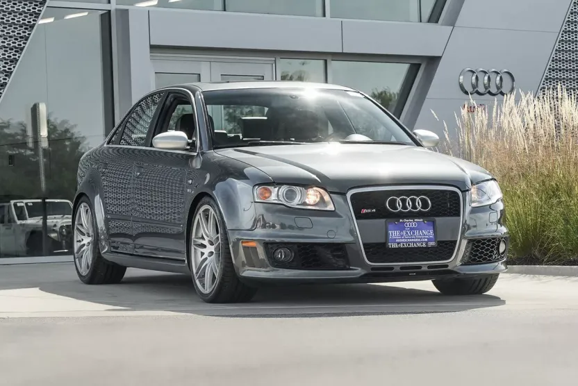 2007 Audi RS 4 photo 1