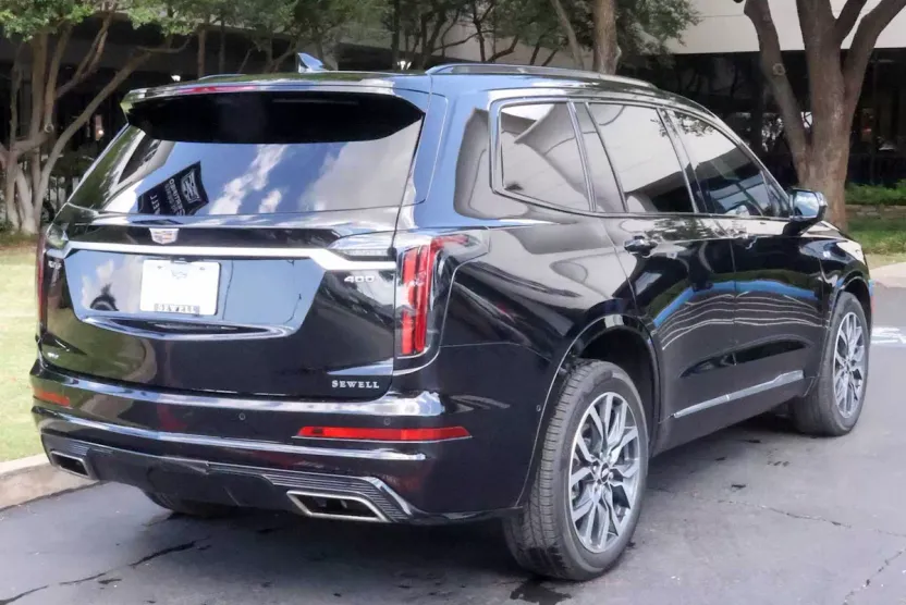 2021 Cadillac XT6 Sport photo 1