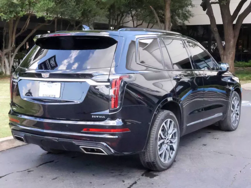 2021 Cadillac XT6 Sport photo 1