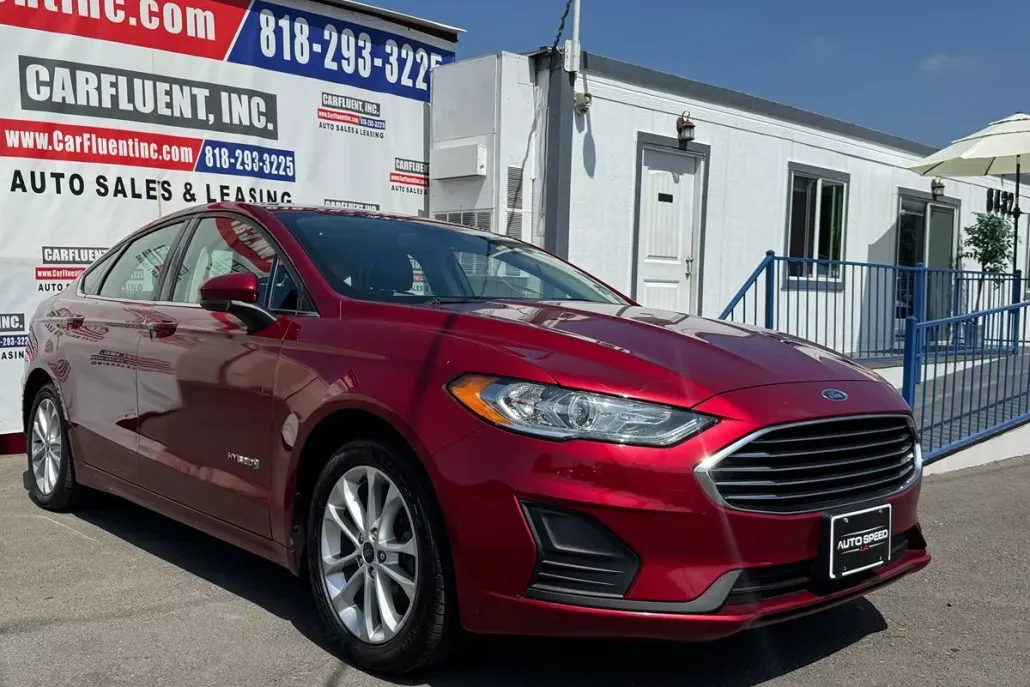 2019 Ford Fusion Hybrid SE photo 1