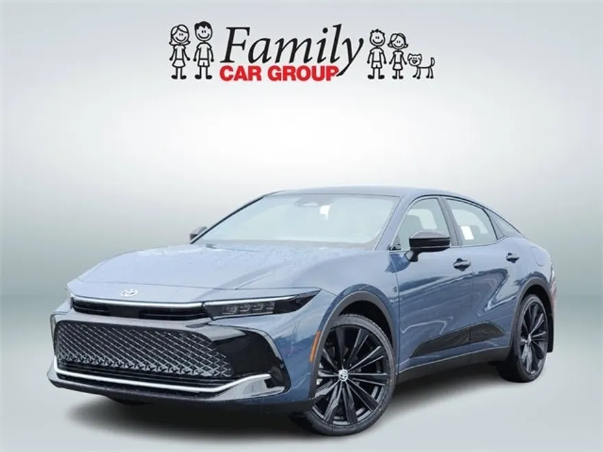 2026 Toyota Crown photo 1