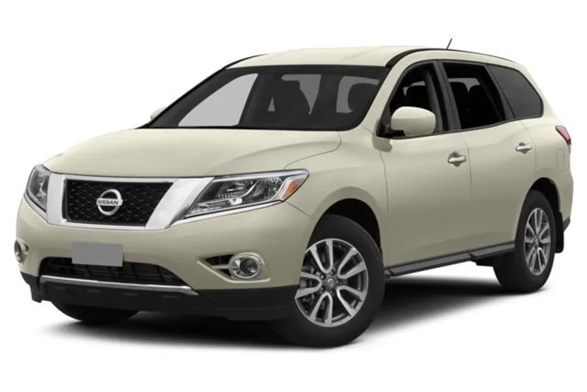 2015 Nissan Pathfinder SL photo 1