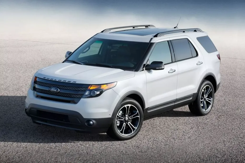 2015 Ford Explorer Sport photo 1