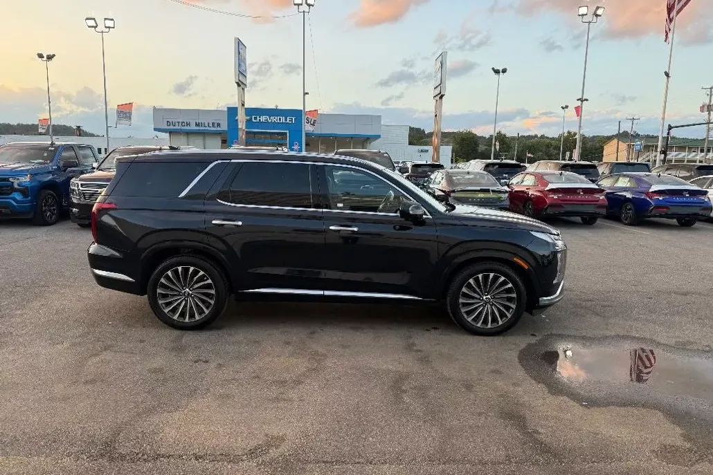 2024 Hyundai Palisade Calligraphy photo 1