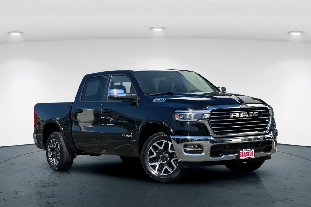 2025 Ram 1500 Laramie photo 1