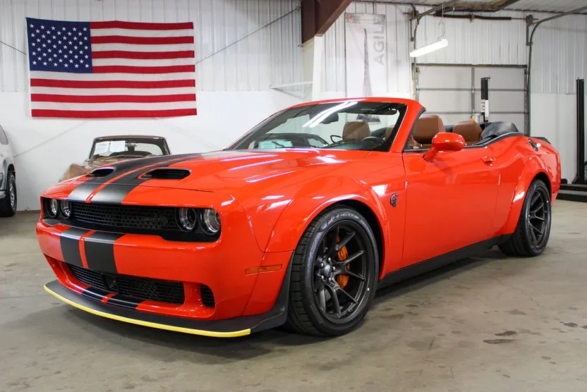 2023 Dodge Challenger SRT8 Hellcat Widebody photo 1