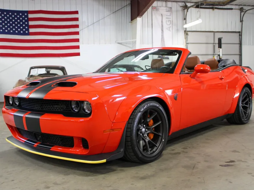 2023 Dodge Challenger SRT8 Hellcat Widebody photo 1