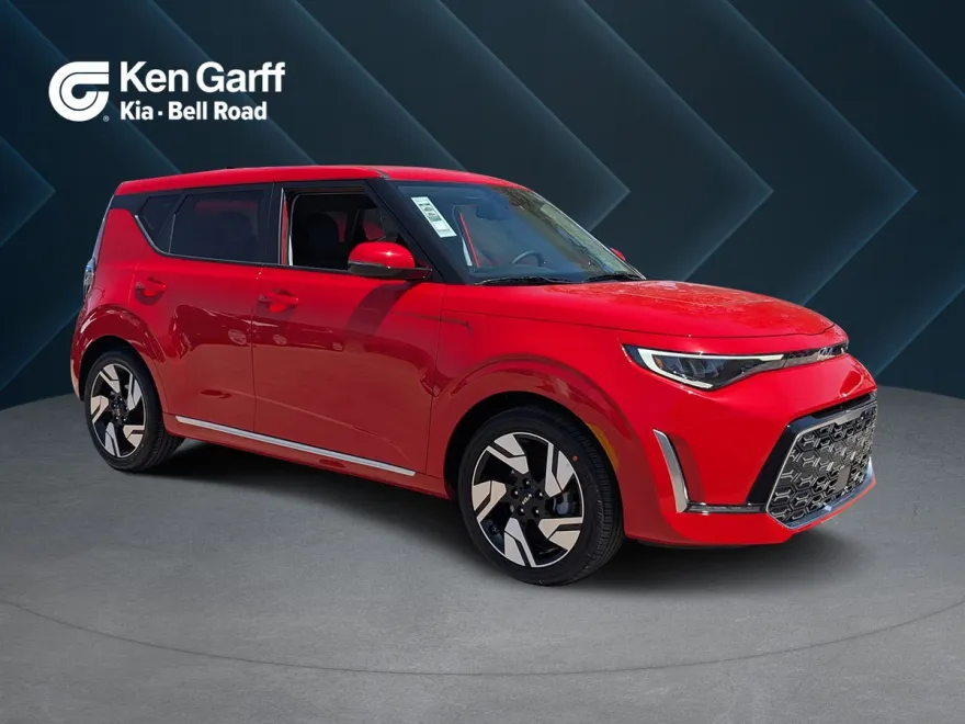 2025 Kia Soul GT-Line photo 1