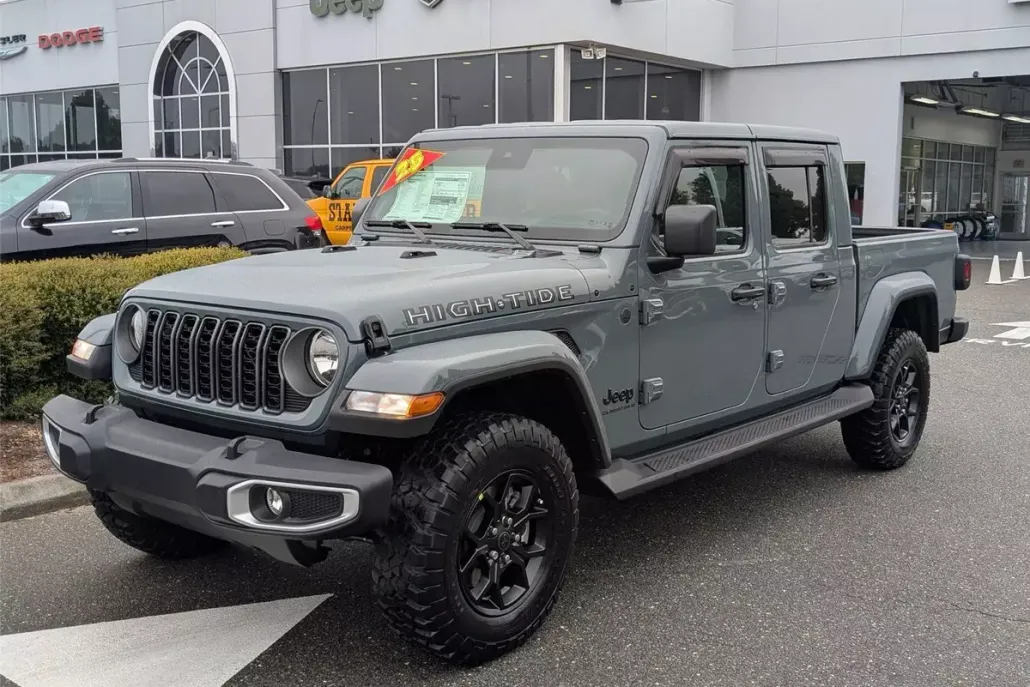 2025 Jeep Gladiator Sport photo 1