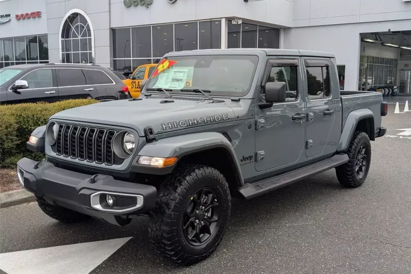 2025 Jeep Gladiator Sport photo 1