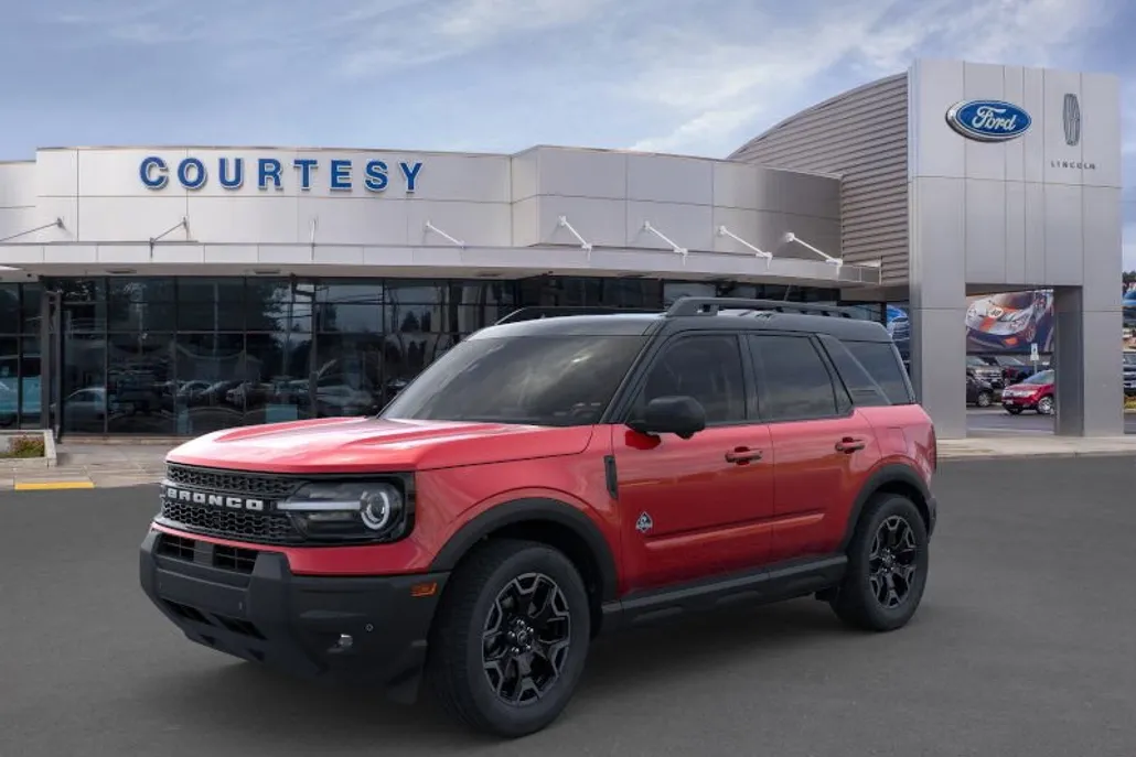 2025 Ford Bronco Sport Outer Banks photo 1