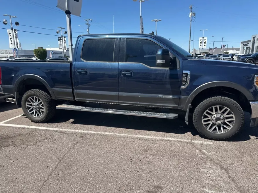 2019 Ford F-250 Lariat photo 1